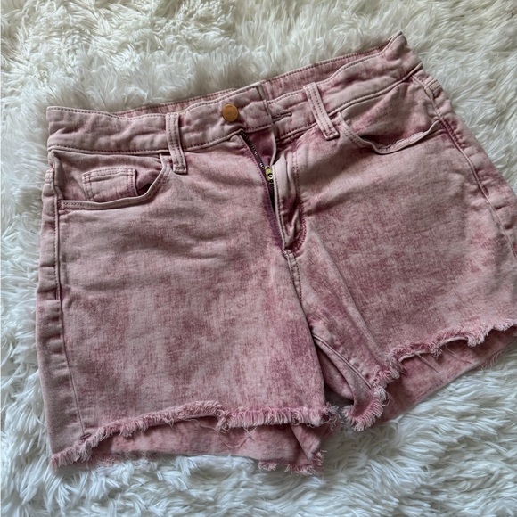 Universal Thread Pink Jean Shorts - Picture 3 of 6